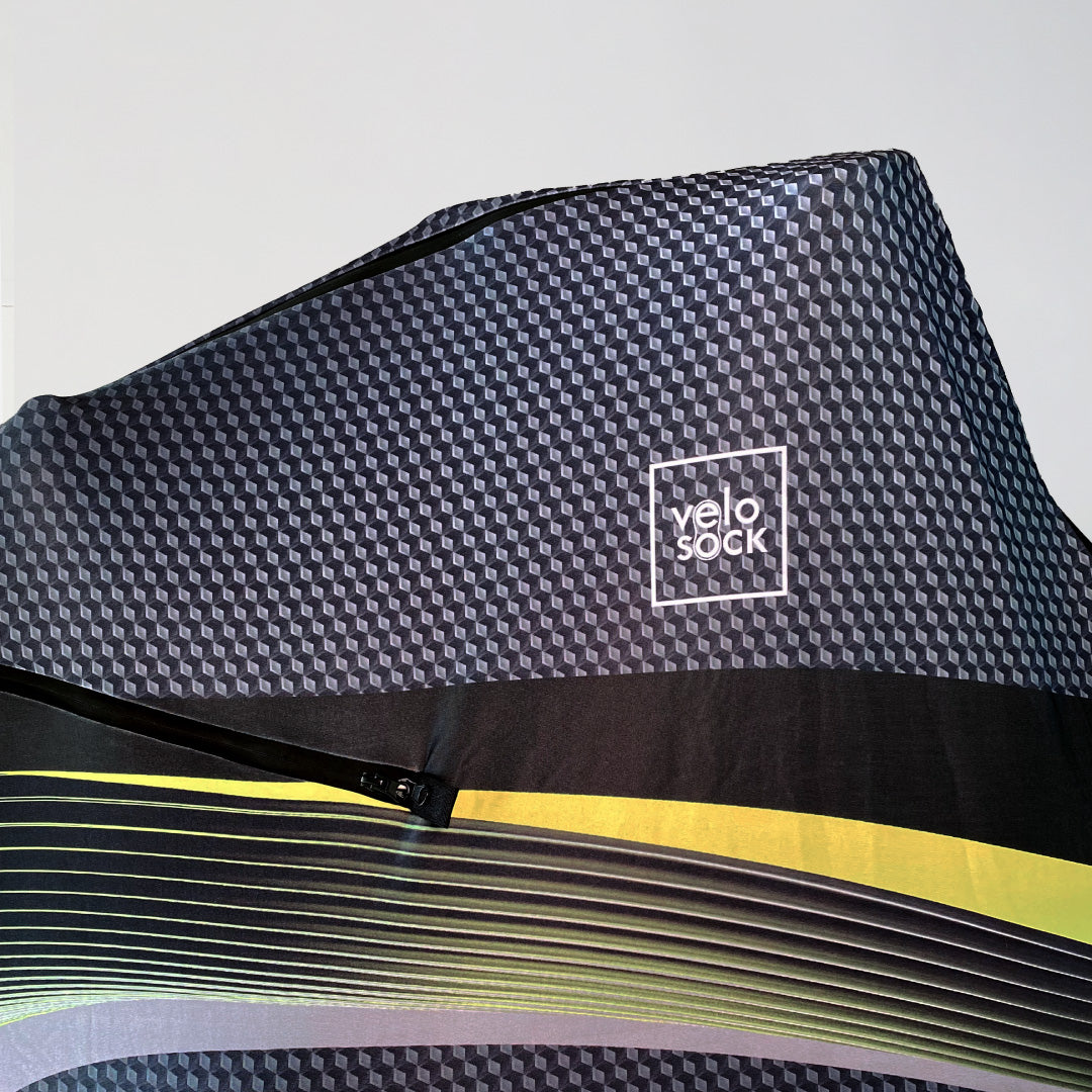 Endurance bike cover for bike racks – photo 3