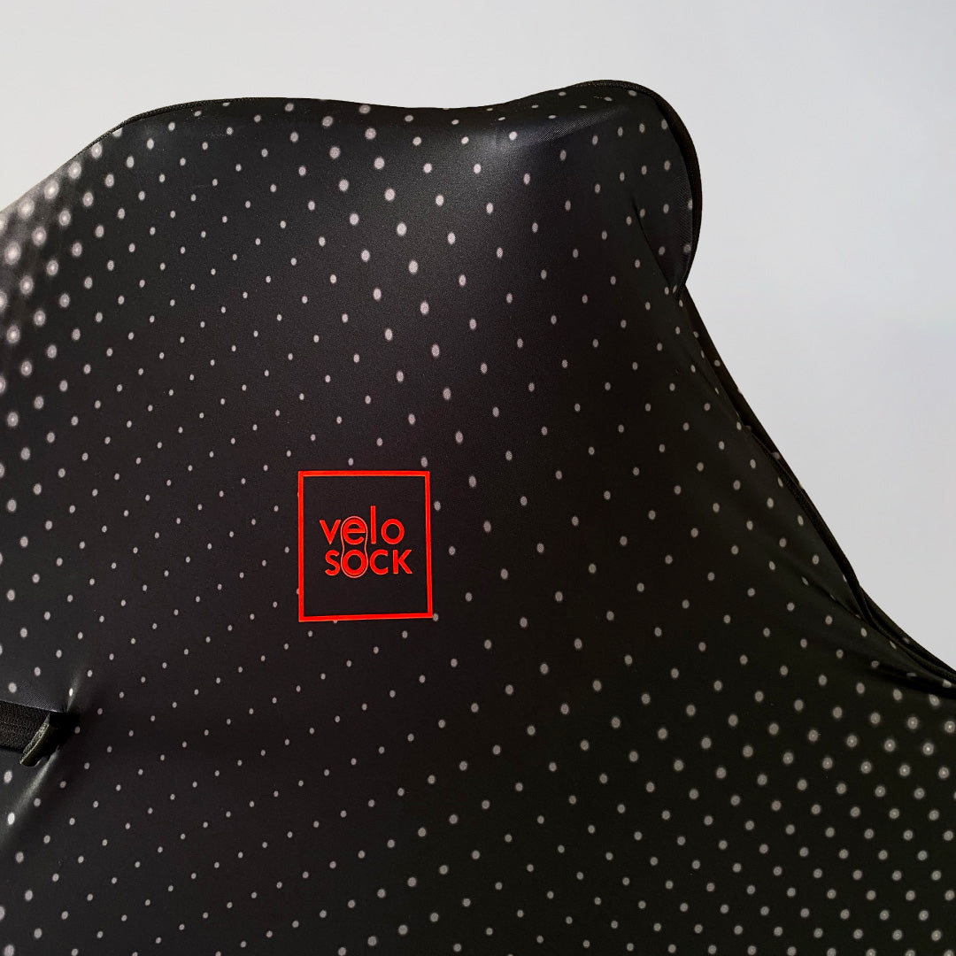 Carbon Black bike cover for bike racks – photo 3