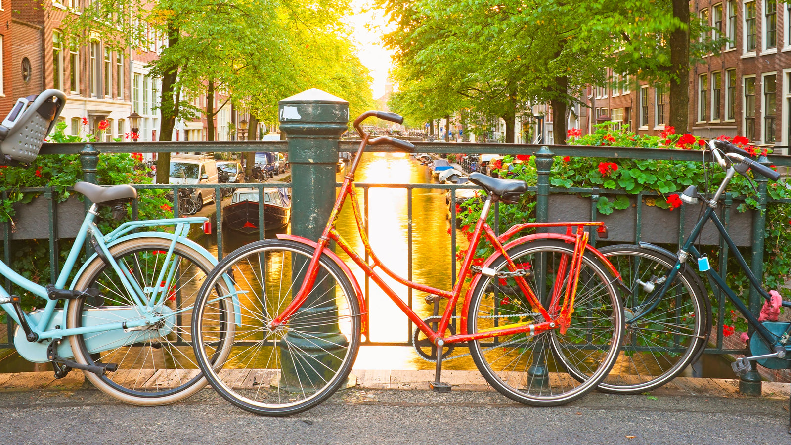 Amsterdam canals and bicycles