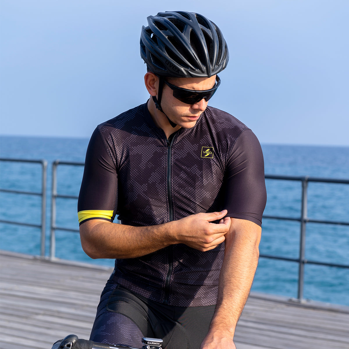 Men's cycling jersey Yellow lines