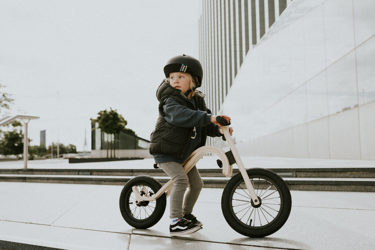 TRANSFORMABLE leg&go BALANCE BIKE 3in1+ VELOSOCK KIDS’ COVER